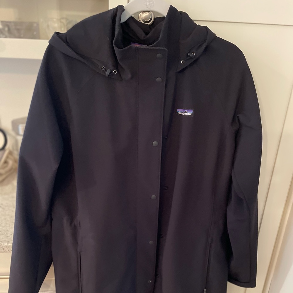 Patagonia Women’s Adze Black Parka Jacket